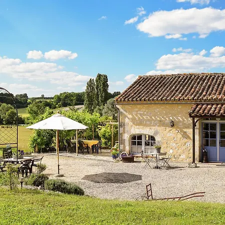 Markets & Meadows Retreat 度假居 圣卓普德博尔