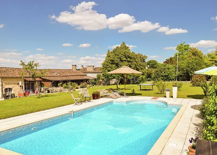 Markets & Meadows Retreat * Saint-Eutrope-de-Born