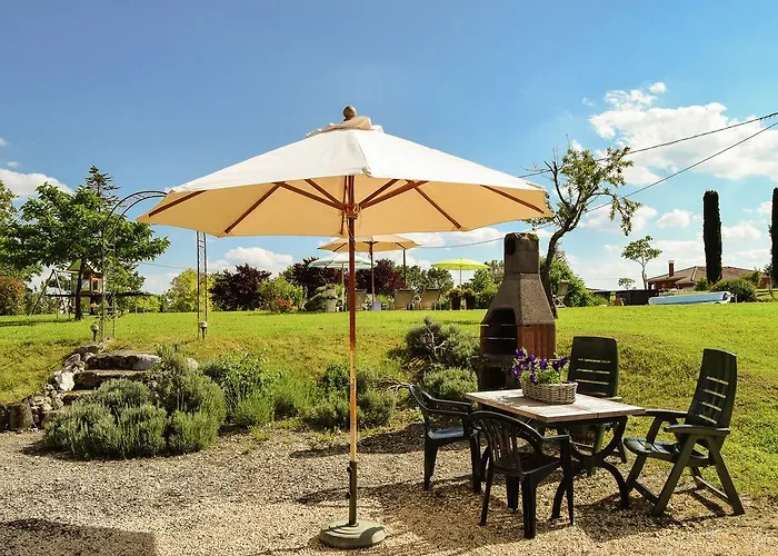 Markets & Meadows Retreat * Saint-Eutrope-de-Born